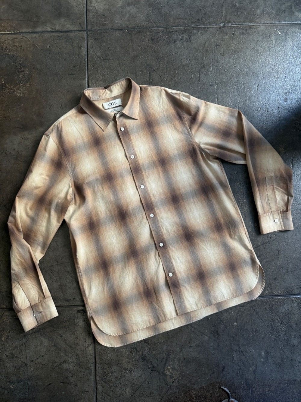 Cos 120$ Relaxed Firm Perfect Bown Plaid Shirt